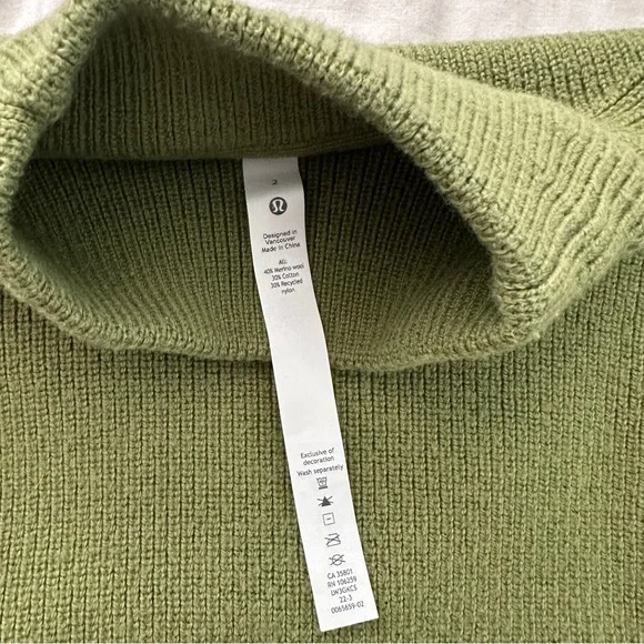 lululemon athletica Sage Green mock Sweater - Picture 4 of 6
